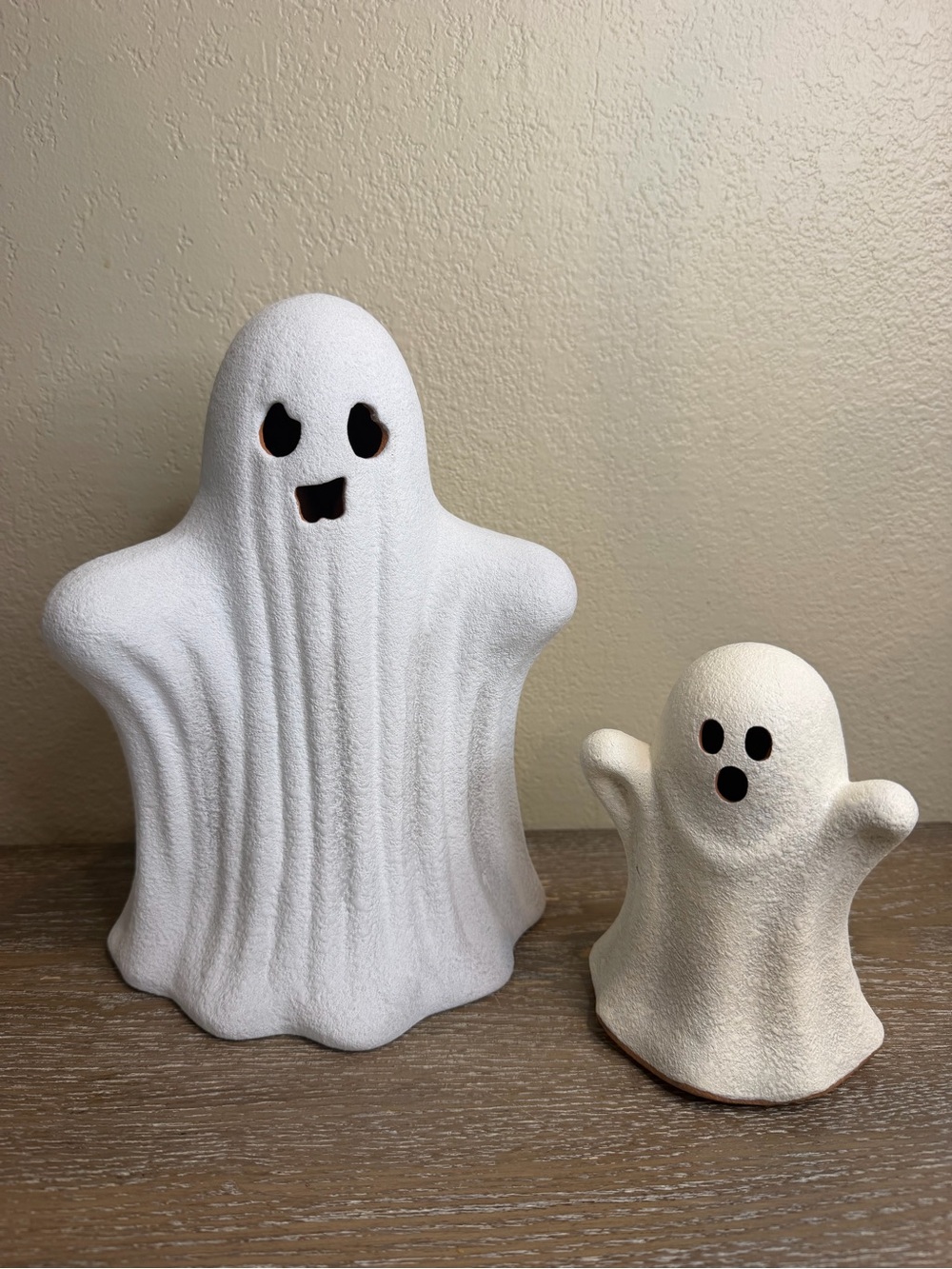 Target Hyde & EEK! Halloween Large & Small Terracotta Scary Ghosts set